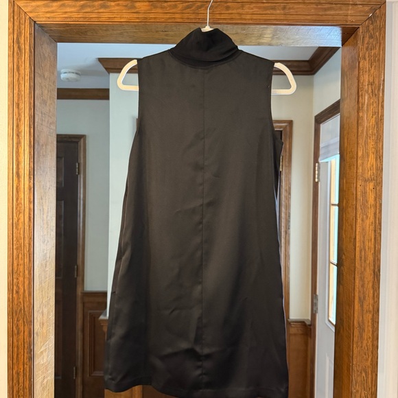 Club Monaco Elegant Black Sleeveless Dress - Picture 2 of 6